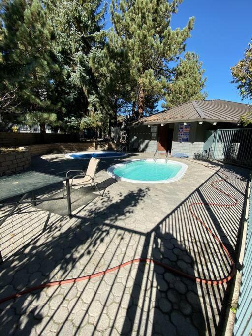 Mammoth Awesome Location-1 Min To Shuttles & Food! Toml-Cpan-11402 Apartment Mammoth Lakes Exterior photo