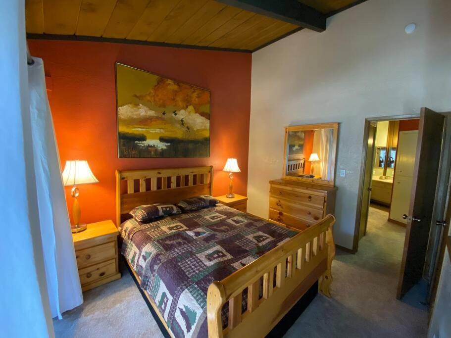 Mammoth Awesome Location-1 Min To Shuttles & Food! Toml-Cpan-11402 Apartment Mammoth Lakes Exterior photo